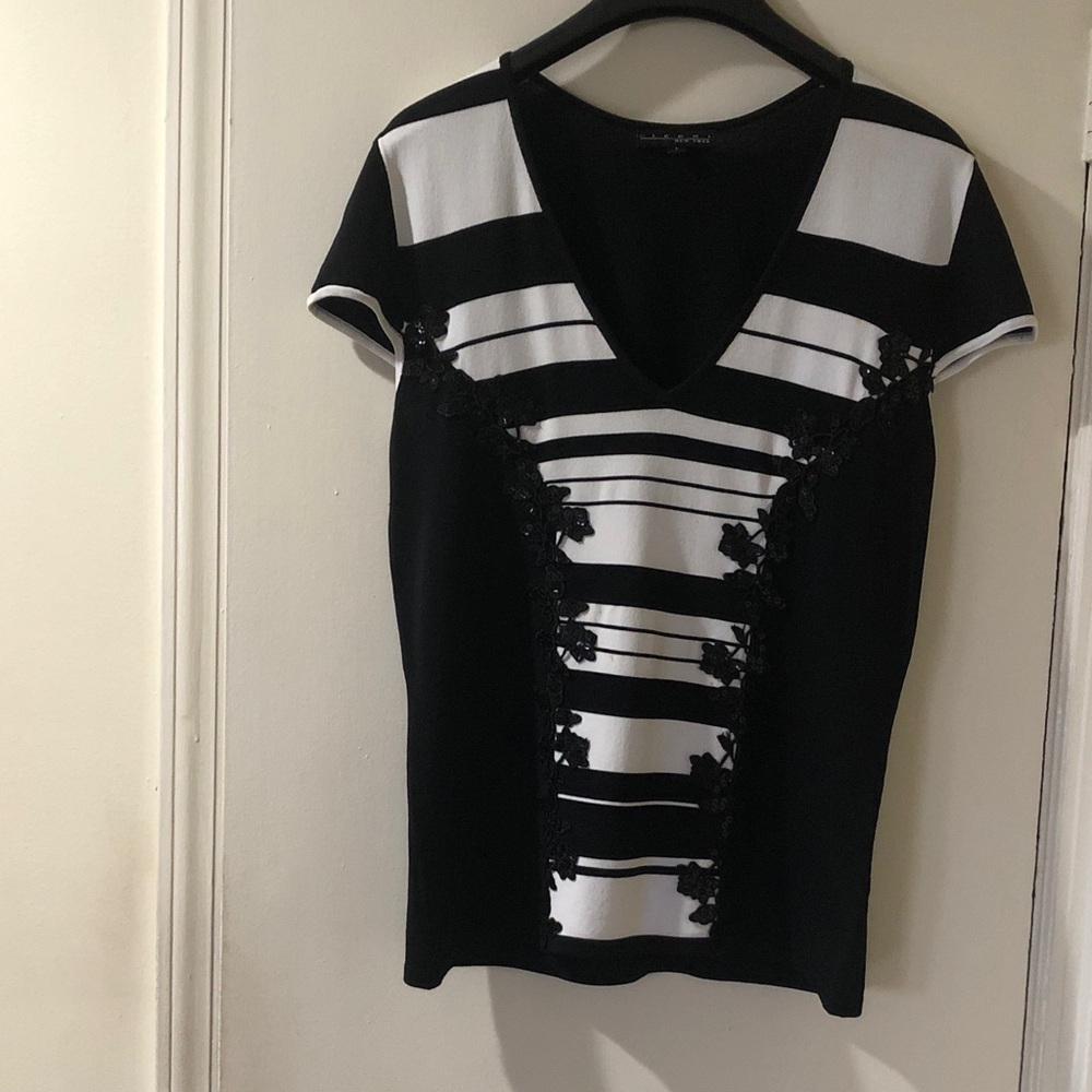 Theory Black and White Striped Short Sleeve Top